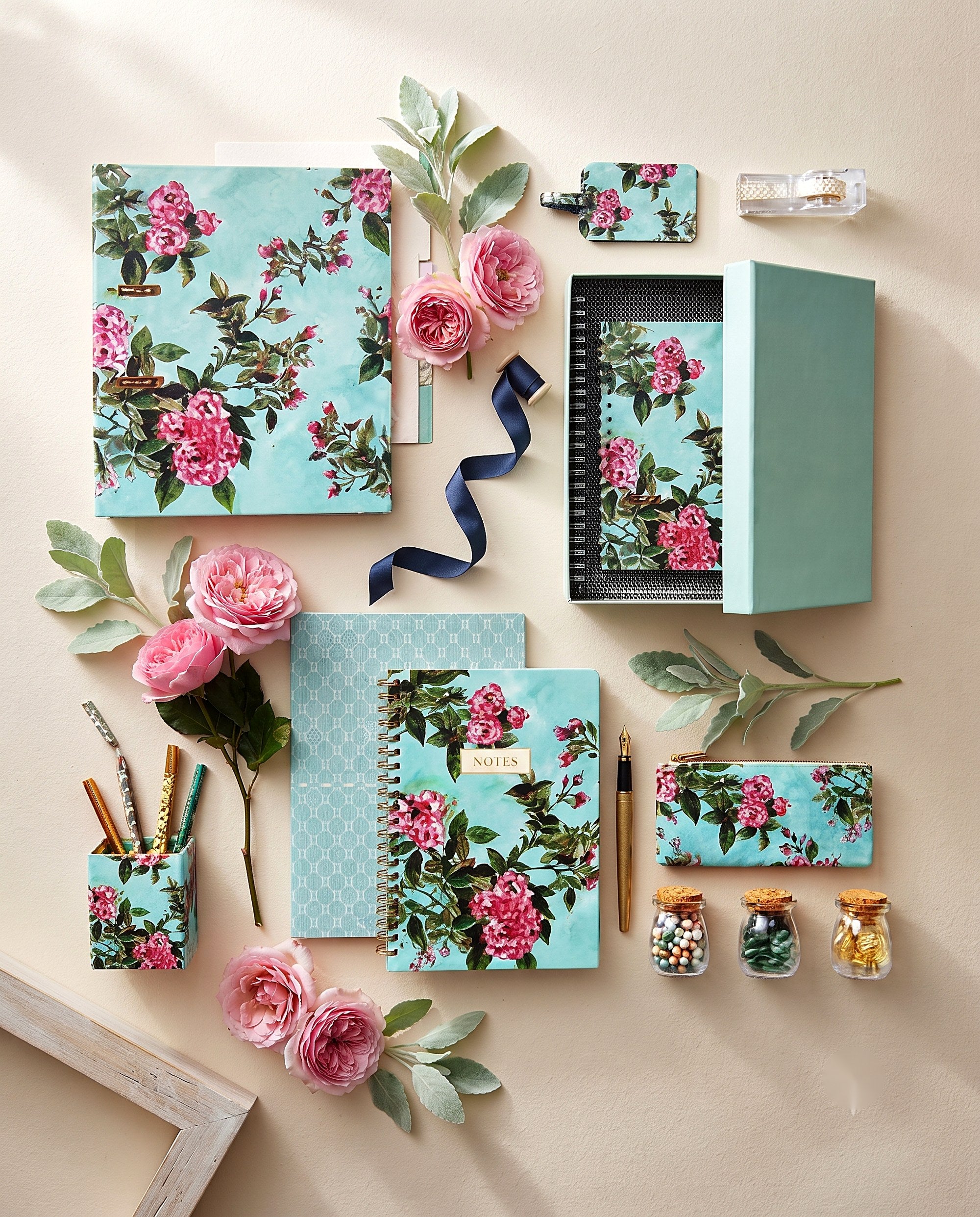 Mint Rose Stationery Set — catalogue