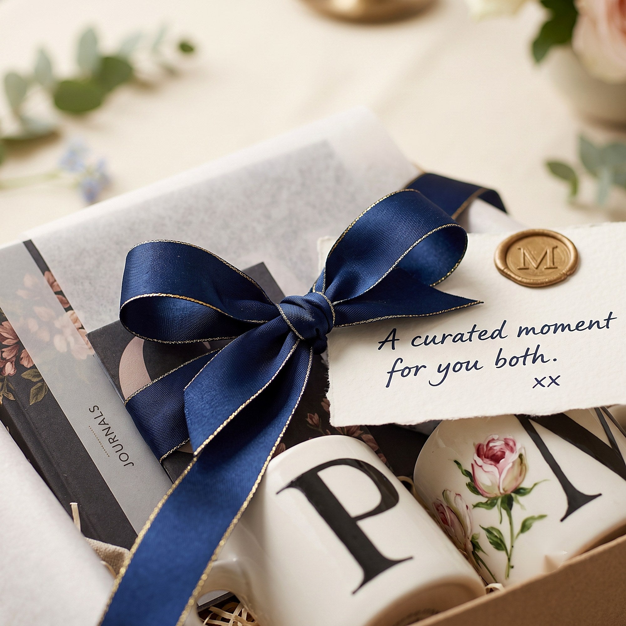 Monogram Mug Gift Box — detail