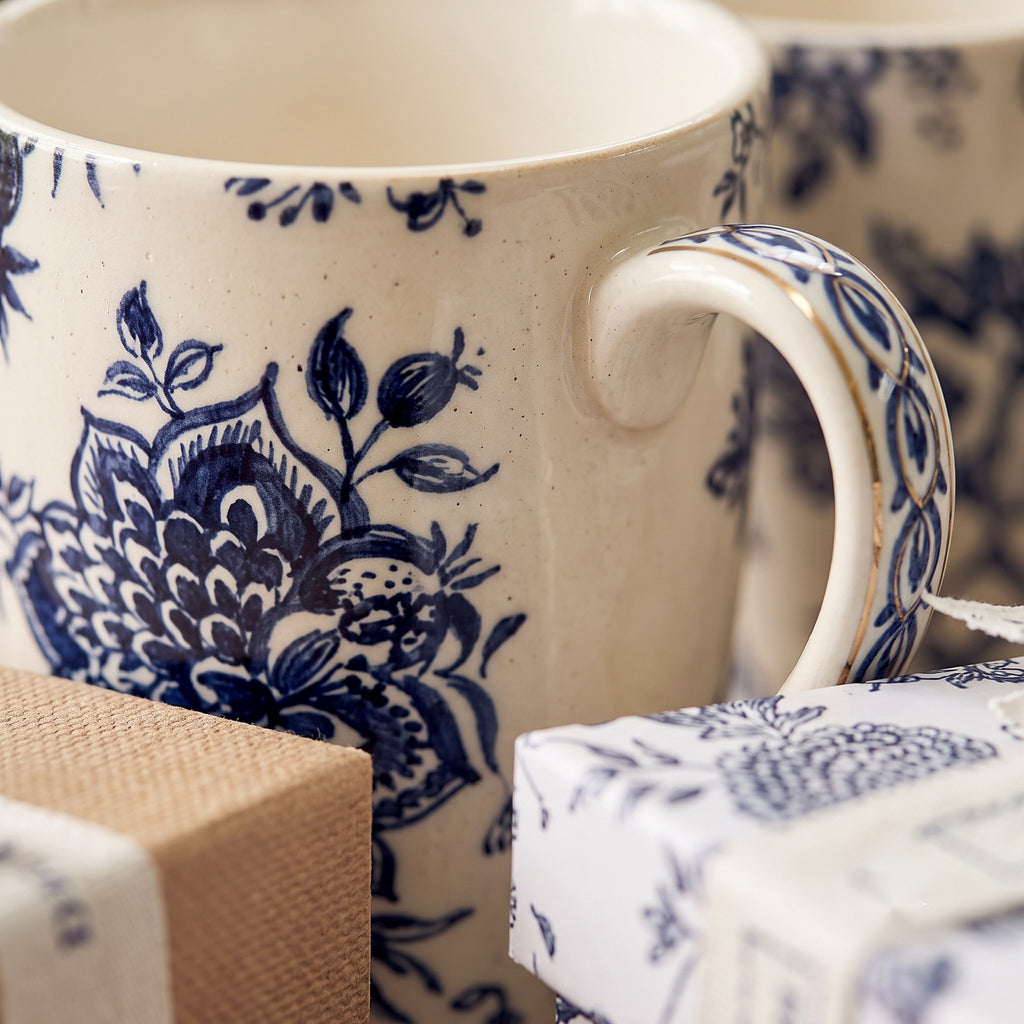 Toile Botanical Mug — detail